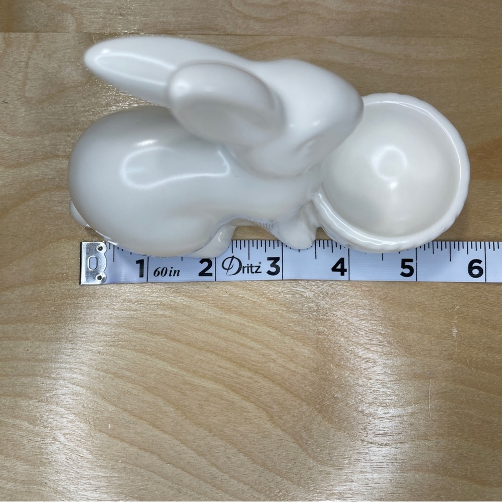 Vintage 90s Ceramic Easter Bunny With Basket Egg Cup - Off White - Picture 9 of 11